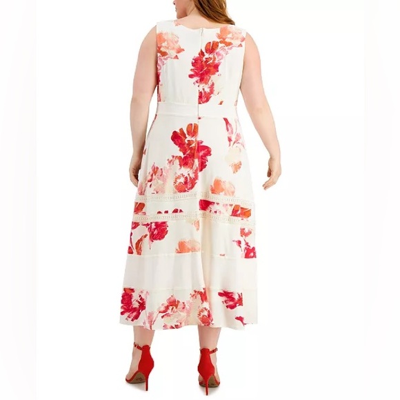 TAYLOR
Plus Size Lace-Inset Midi Dress - Picture 2 of 11